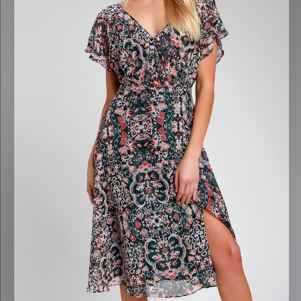 NWT Lulus Charmed I’m Sure Floral Print Midi Dress